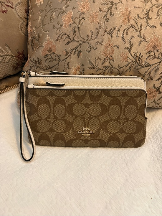 Coach Handbags - Coach Signature Khaki/Chalk Double Zip Wristlet